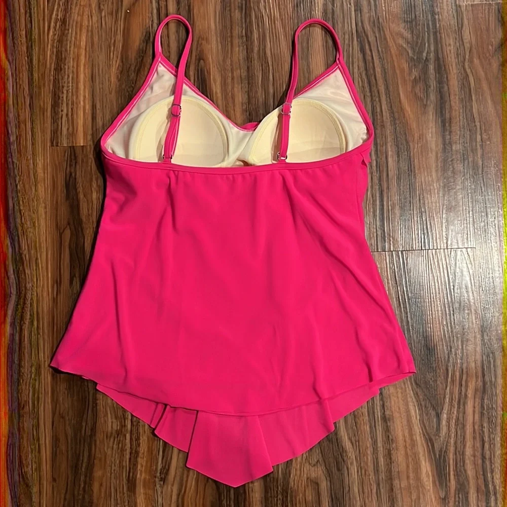 NWOT Magicsuit Solid Rita Top